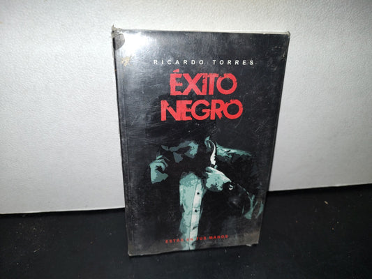 57- Éxito Negro - Ricardo Torres