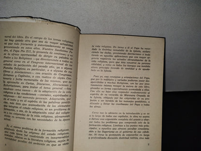 80- Ancilla Christi. Problemas Actuales En La Formación De Las Religiones. Por Una Misionera Cruzada De La Iglesia - Carabanchel Alto (Madrid) 1954