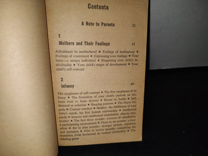 75- How To Parent - Dr. Fitzhugh Dodson - A Signet Book. First Printing, February, 1971