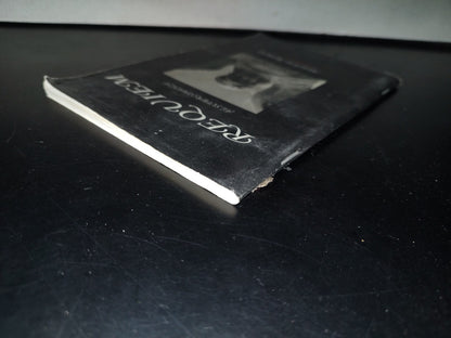 99- Requiem. Mauricio Romero, M Nosferatu - 2009, Firmado