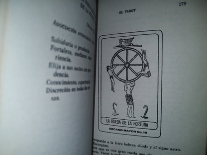 132- Tarot. La Baraja Profética - Joss Irish - 1983
