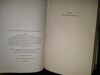 139- Insurgent - Veronica Roth - Katherine Tengen Books - First Edition 2012