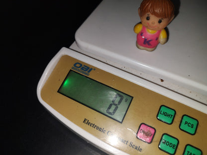 A3- Rara Figurita De Goma De Niño Con Brazo Amputado - 90'S