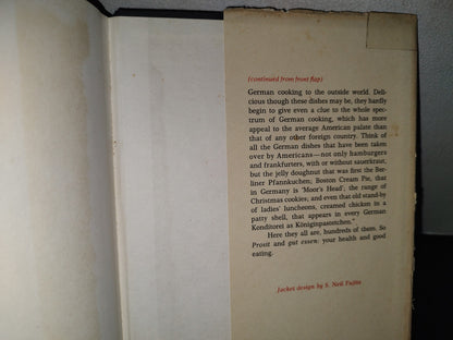 118- The German Cookbook. A Complete Guide To Mastering Authentic German Cooking. Mimi Sheraton 1965