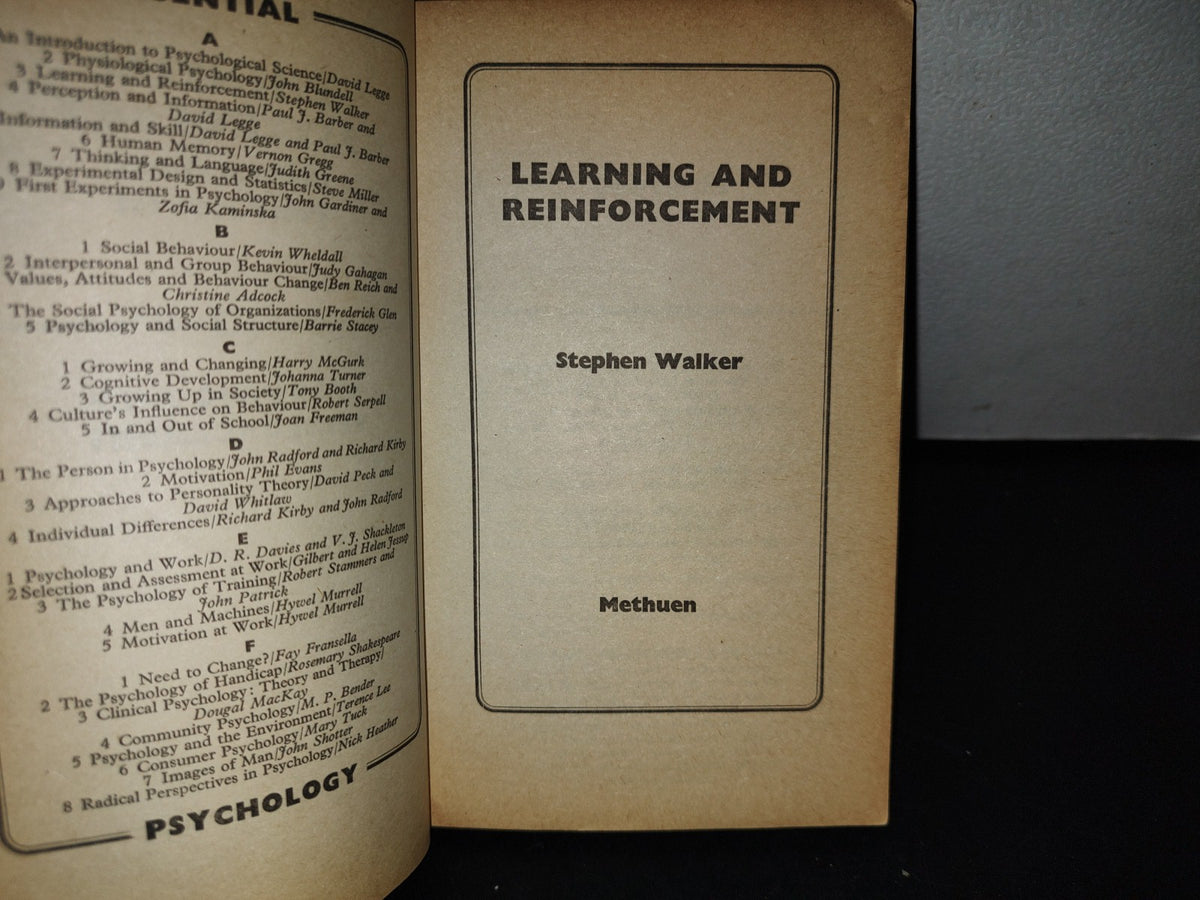 153- Essential Psychology. Learning And Reinforcement - Stephen Walker - First Published 1975