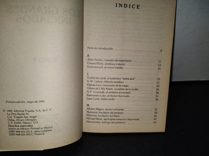 77- Los Grandes Iniciados - Editorial Posada - Primera Edición 1993