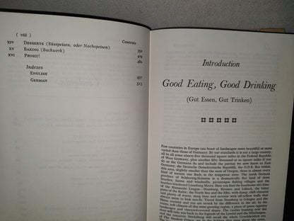 118- The German Cookbook. A Complete Guide To Mastering Authentic German Cooking. Mimi Sheraton 1965