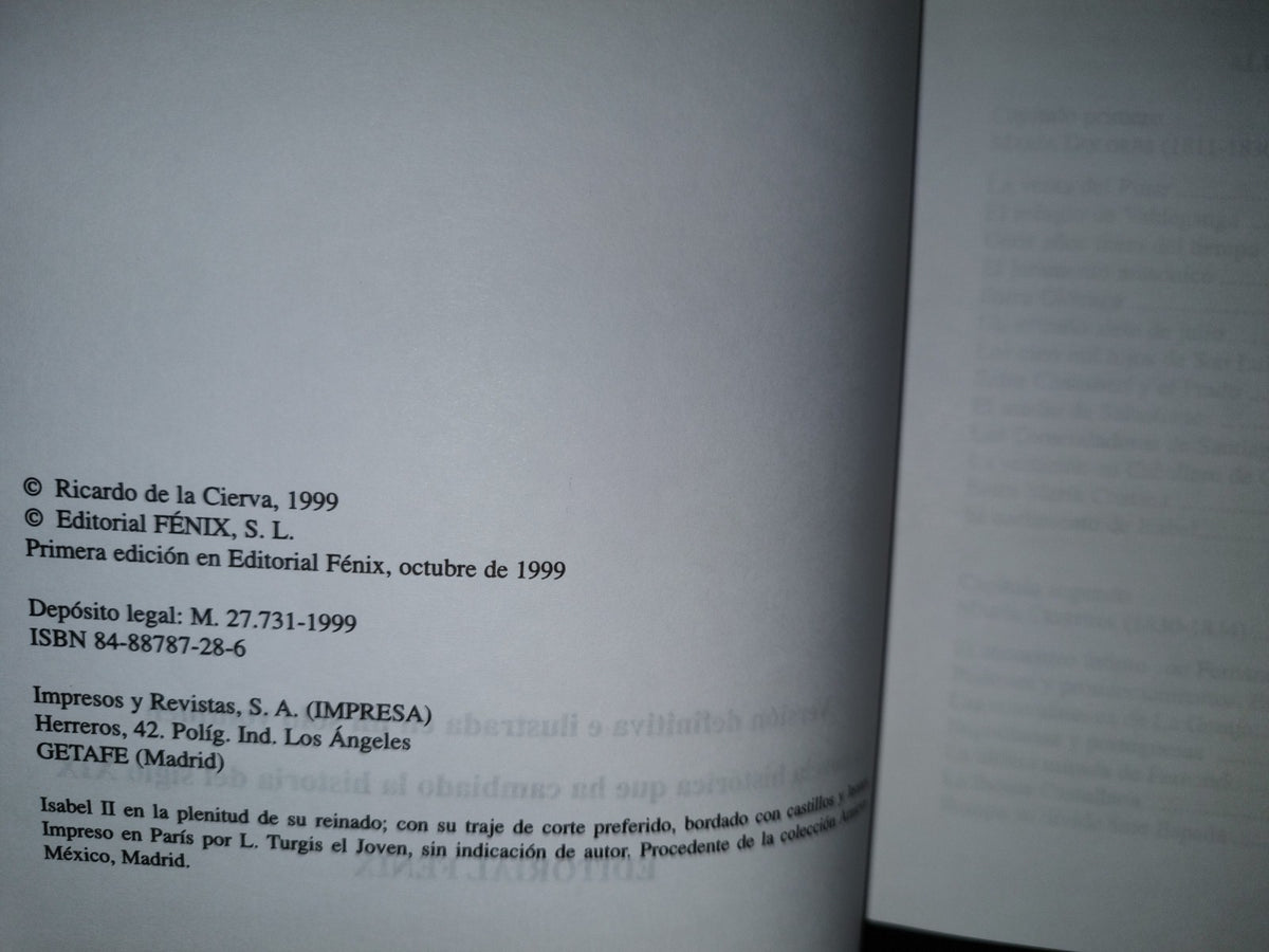 78- Vida Y Amores De Isabel II (El Triángulo) - Ricardo De La Cierva - Primera Edición 1999