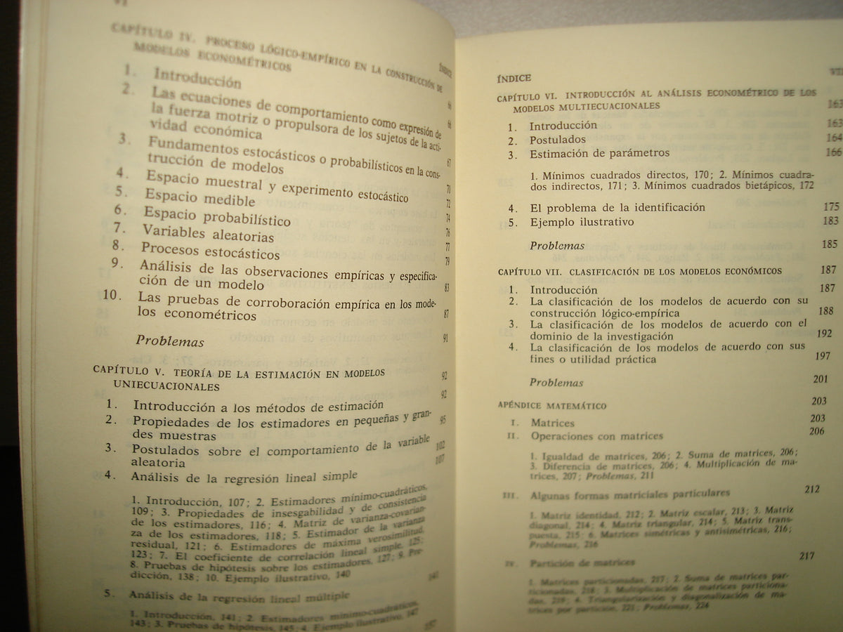 32- Introducción A La Econometría - Camilo Dagum Y Estela M. Bee De Dagum