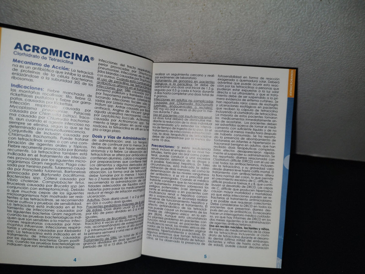 85- Vademécum. Antibióticos Pfizer