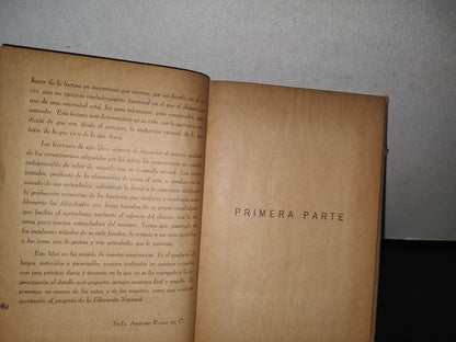 92- Aprende. Libro Primero De Lectura - Amparo Rubio De Contreras. Ediciones ”El Estudiante” - 50'S
