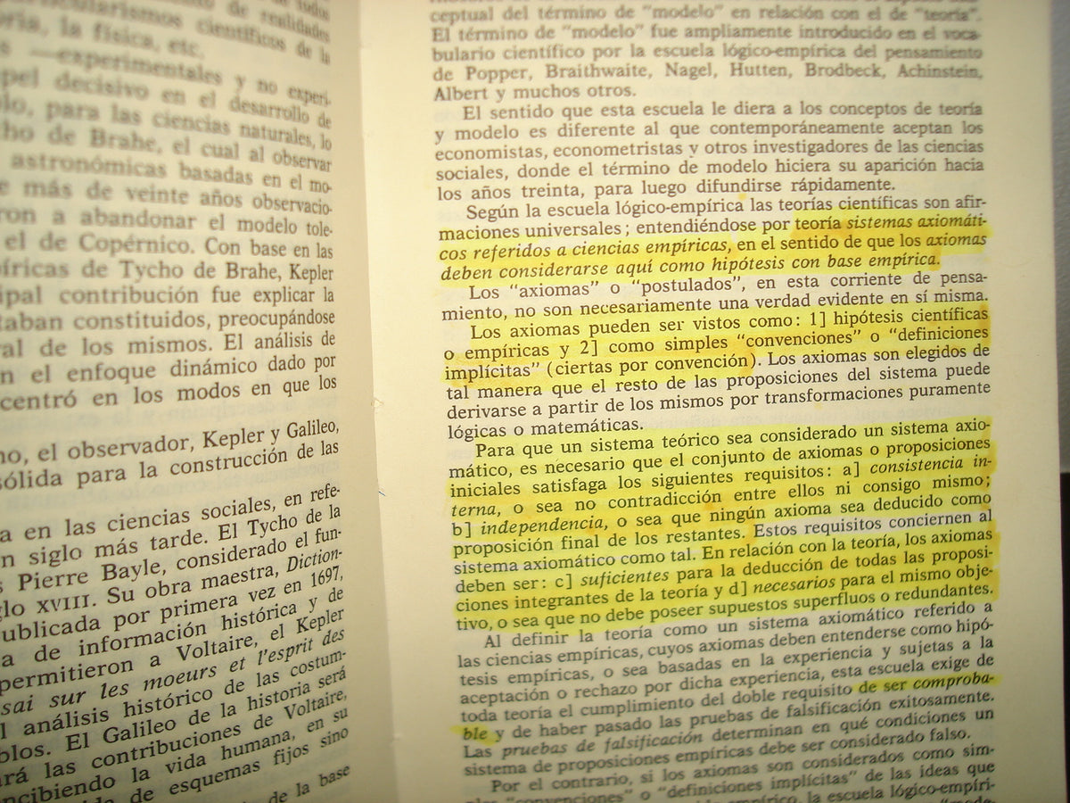 32- Introducción A La Econometría - Camilo Dagum Y Estela M. Bee De Dagum