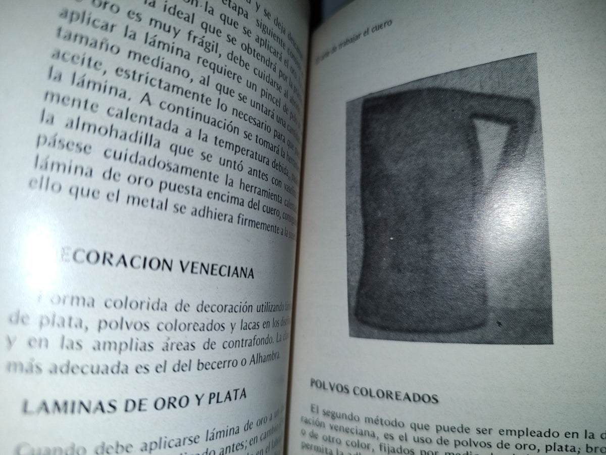 169- El Arte De Trabajar El Cuero - Miller - Editorial Albatros 1980