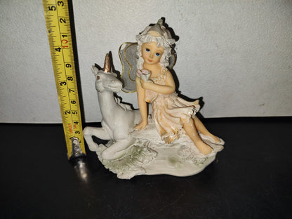 A6- Figura De Resina: Hada Sentada Con Unicorn A Lado - 90'S