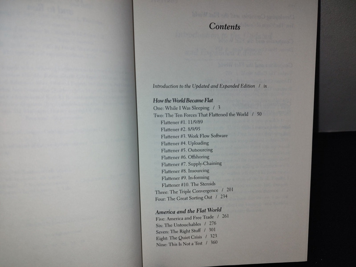 114- The World Is Flat. A Brief History Of The Twenty-First Century. Thomas Friedman. 1St. Ed. 2006