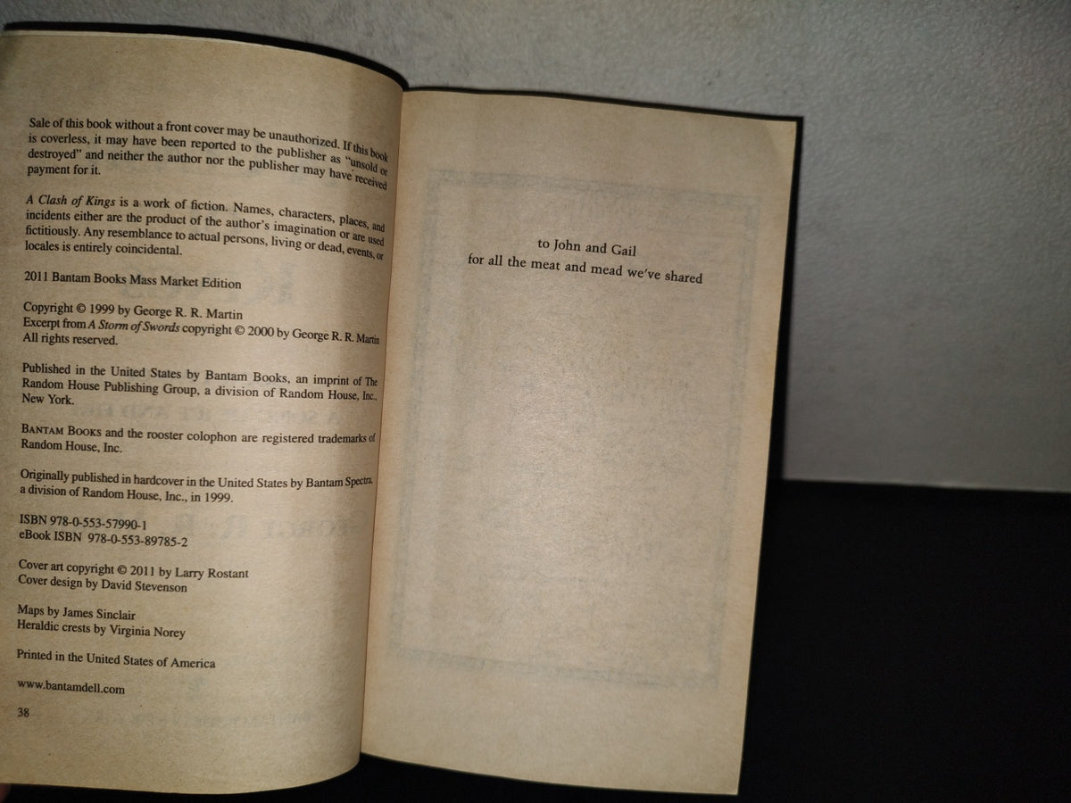 202- A Clash Of Kings. Book Two Of A Song Of Ice And Fire - George R. R. Martin - 2011