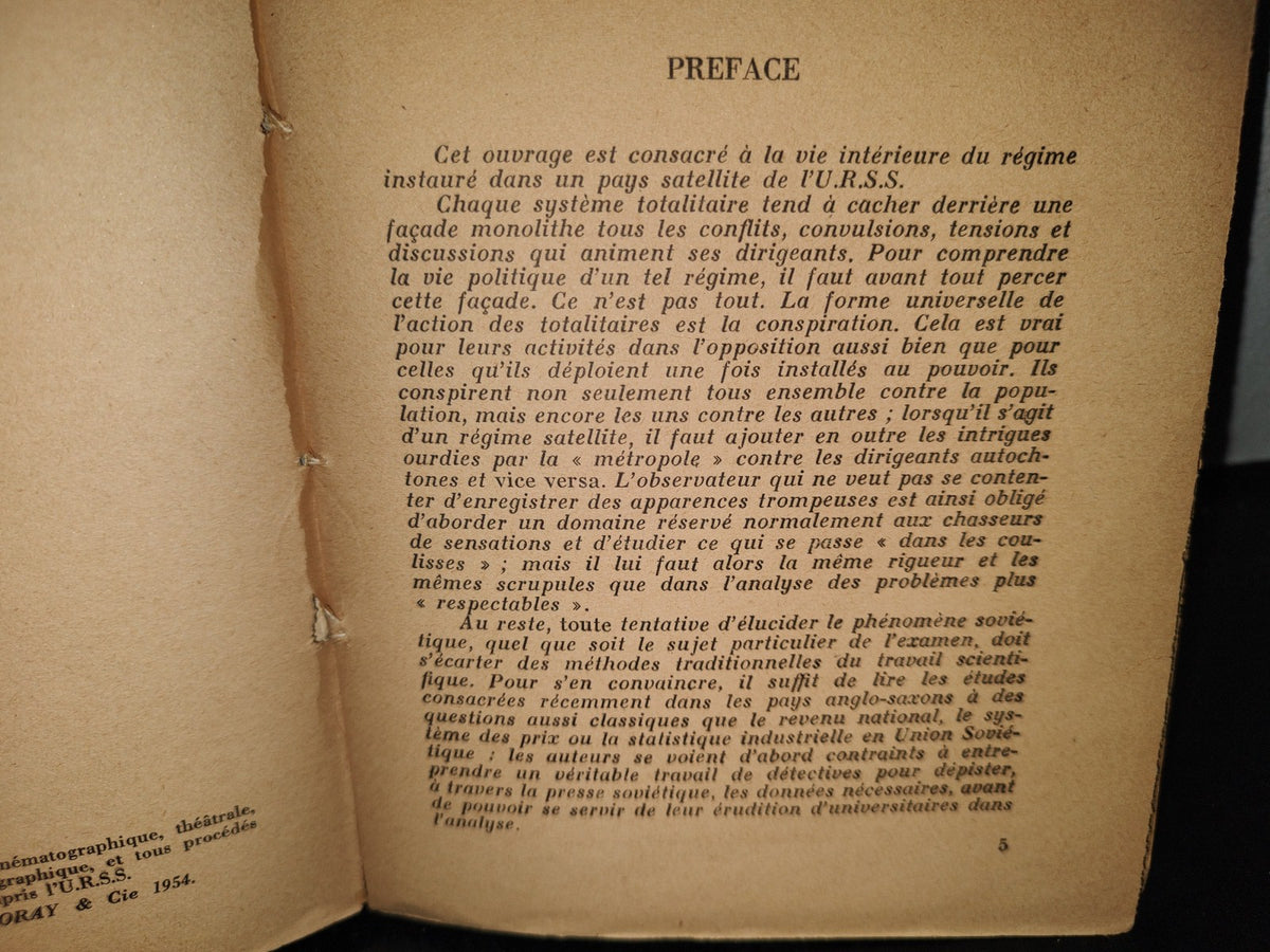 65- Prague A L'Heure De Moscou. Analyse D'Une Démocratie Populaire - Paul Barton - 1954