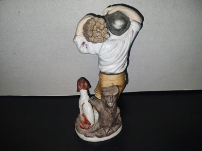 A2- Pieza De Porcelana. Campesino Recogiendo Leña. Ardco Fine Quality Dallas Made In Japan 70'S 80'S