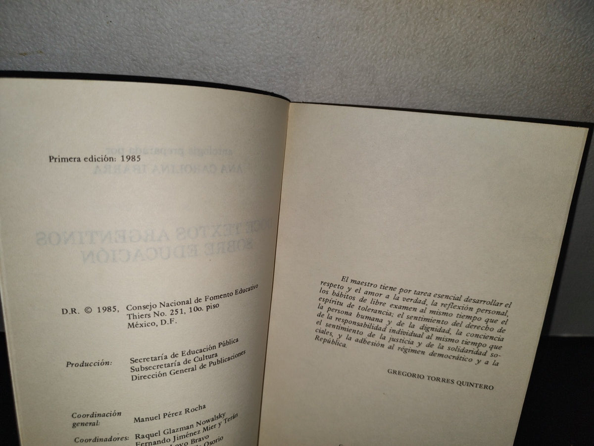 68- Doce Textos Argentinos Sobre La Educación. Ana Carolina Ibarra - Primera Edición 1985