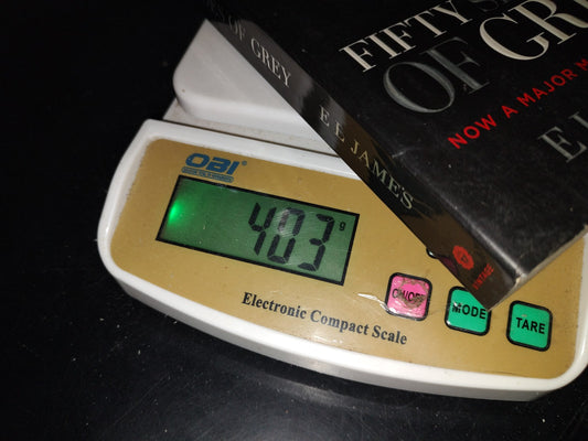 197- Fifty Shades Of Gray - EL James - First Vintage Books Edition, April, 2012