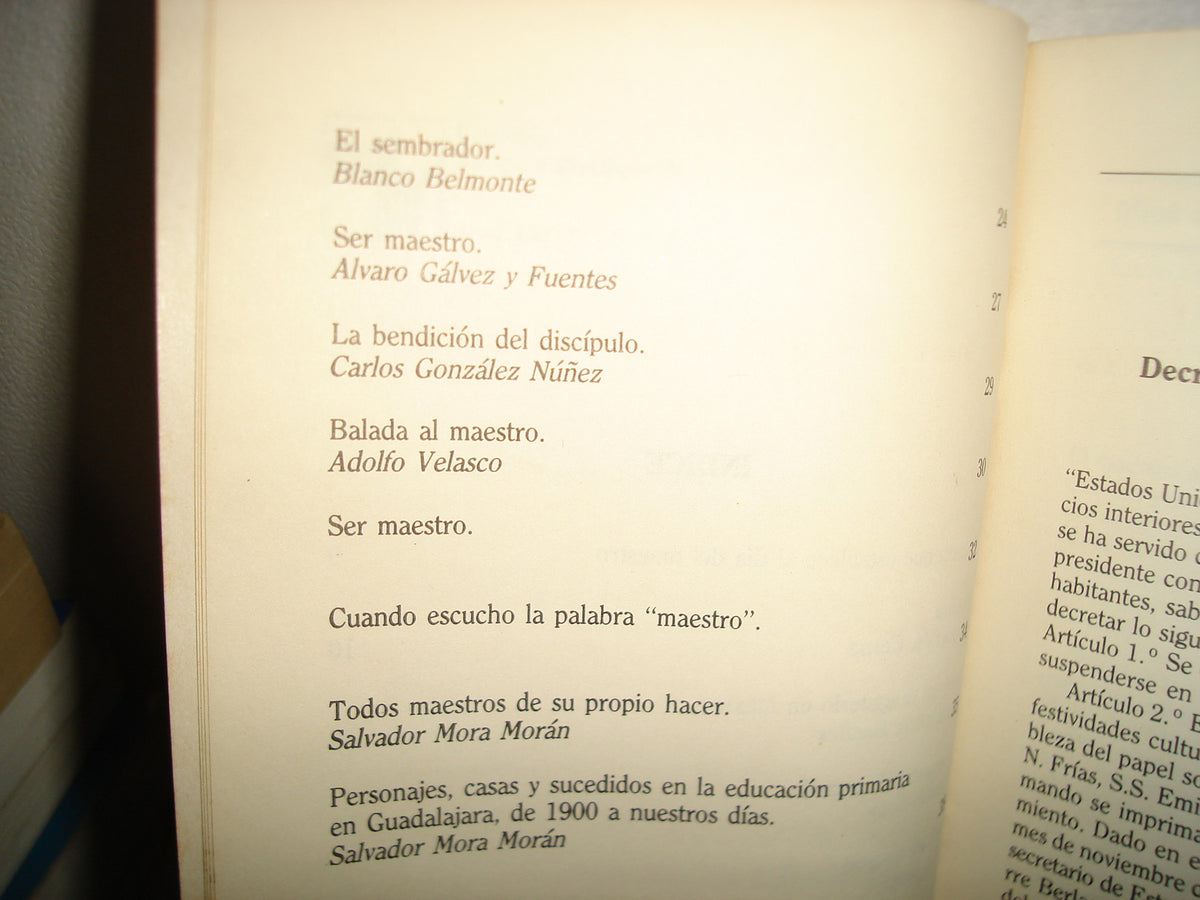 18- Al Maestro. Recopilación De Salvador Mora Morán - 1987