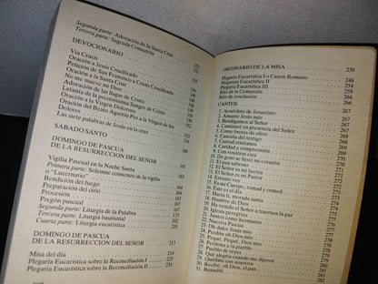 101- La Semana Santa Del Pueblo - Heriberto Jacobo M. - Ediciones Paulinas - 2011