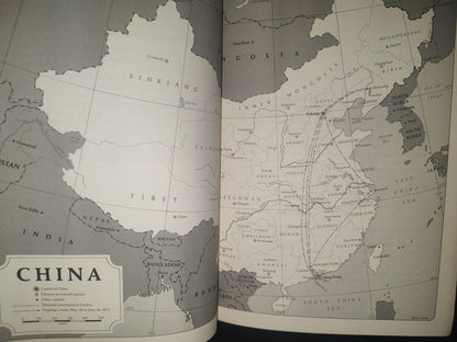 34- Journey Between Two Chinas - Seymour Topping - 1972