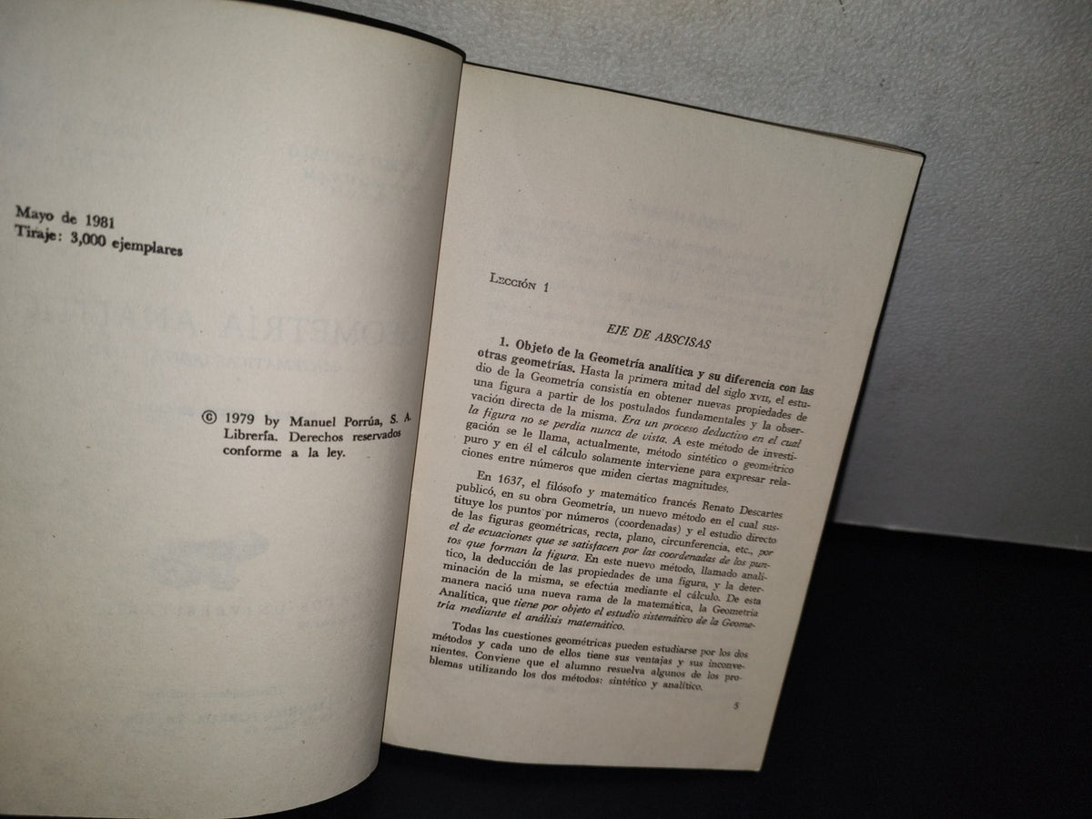 75- Geometría Analítica. Matemáticas Quinto Libro - Marcelo Santaló, Vicente Carbonell - Manuel Porrúa, S. A. Librería - 1979