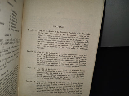 75- Geometría Analítica. Matemáticas Quinto Libro - Marcelo Santaló, Vicente Carbonell - Manuel Porrúa, S. A. Librería - 1979