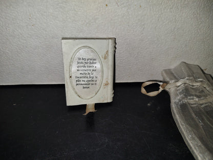 A6- Recuerdo Vintage De Primera Comunión: Pequeño Rosario Con Cubierta En Forma De Libro - 70's