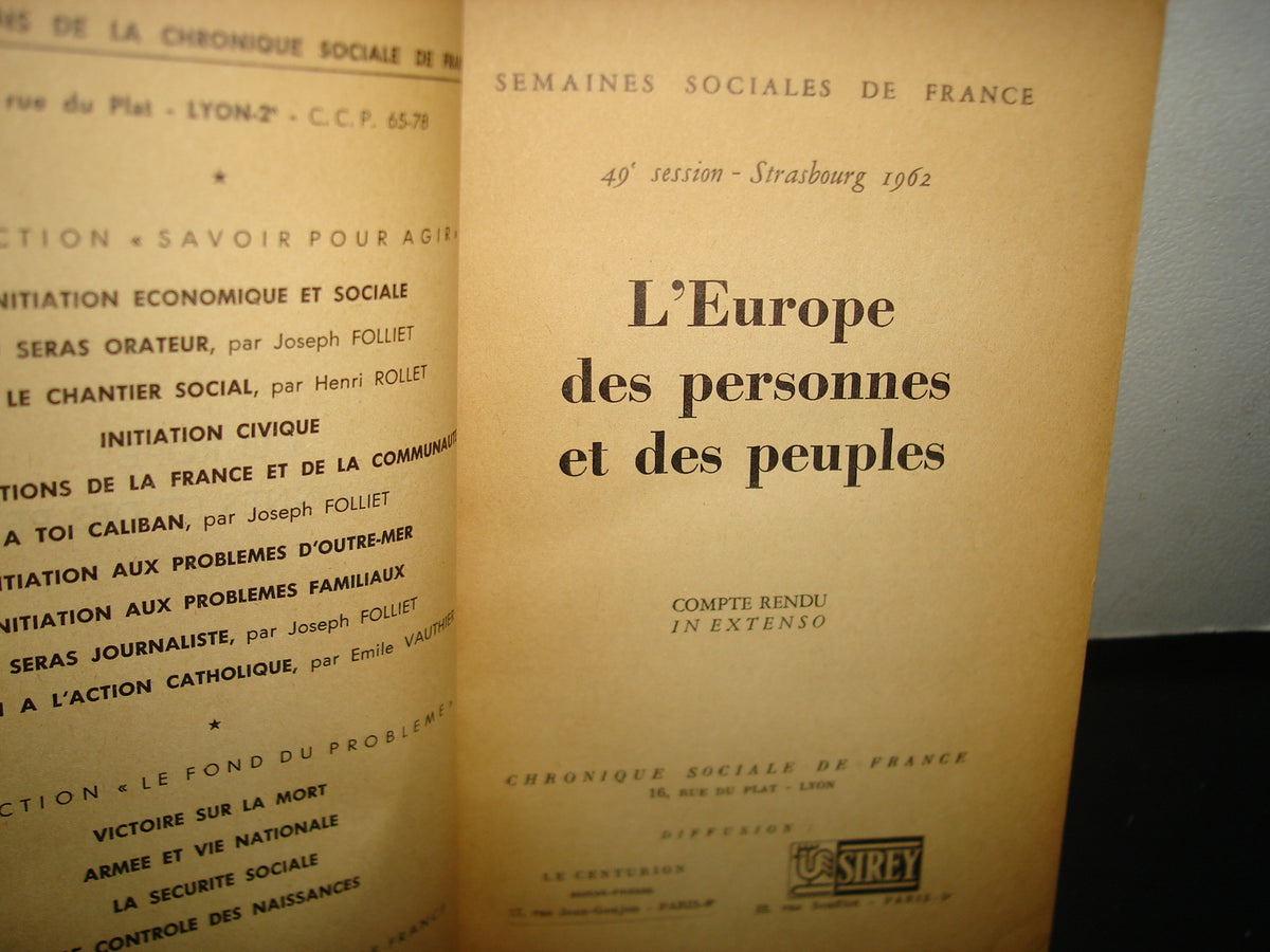 7- Francés - L'Europe Des Personnes Et Des Peuples