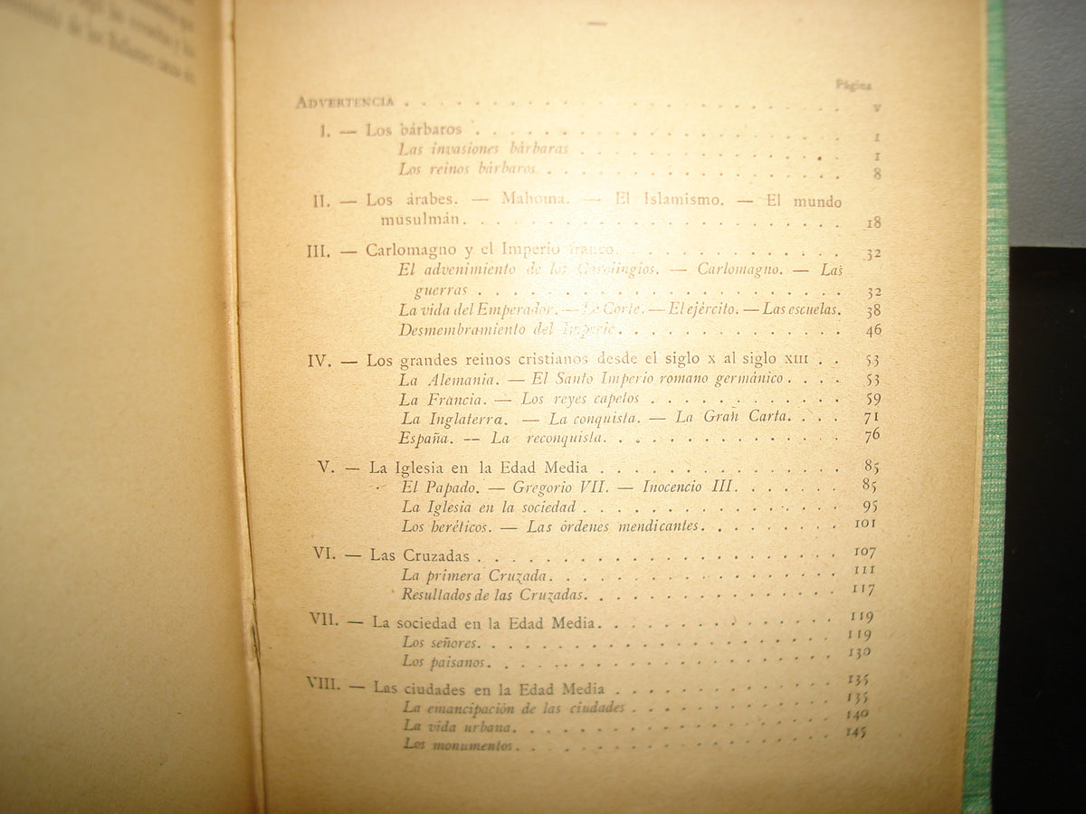 160- La Edad Media - A. Malet, J. Isaac - Librería De Hachette Y Cia. 1911