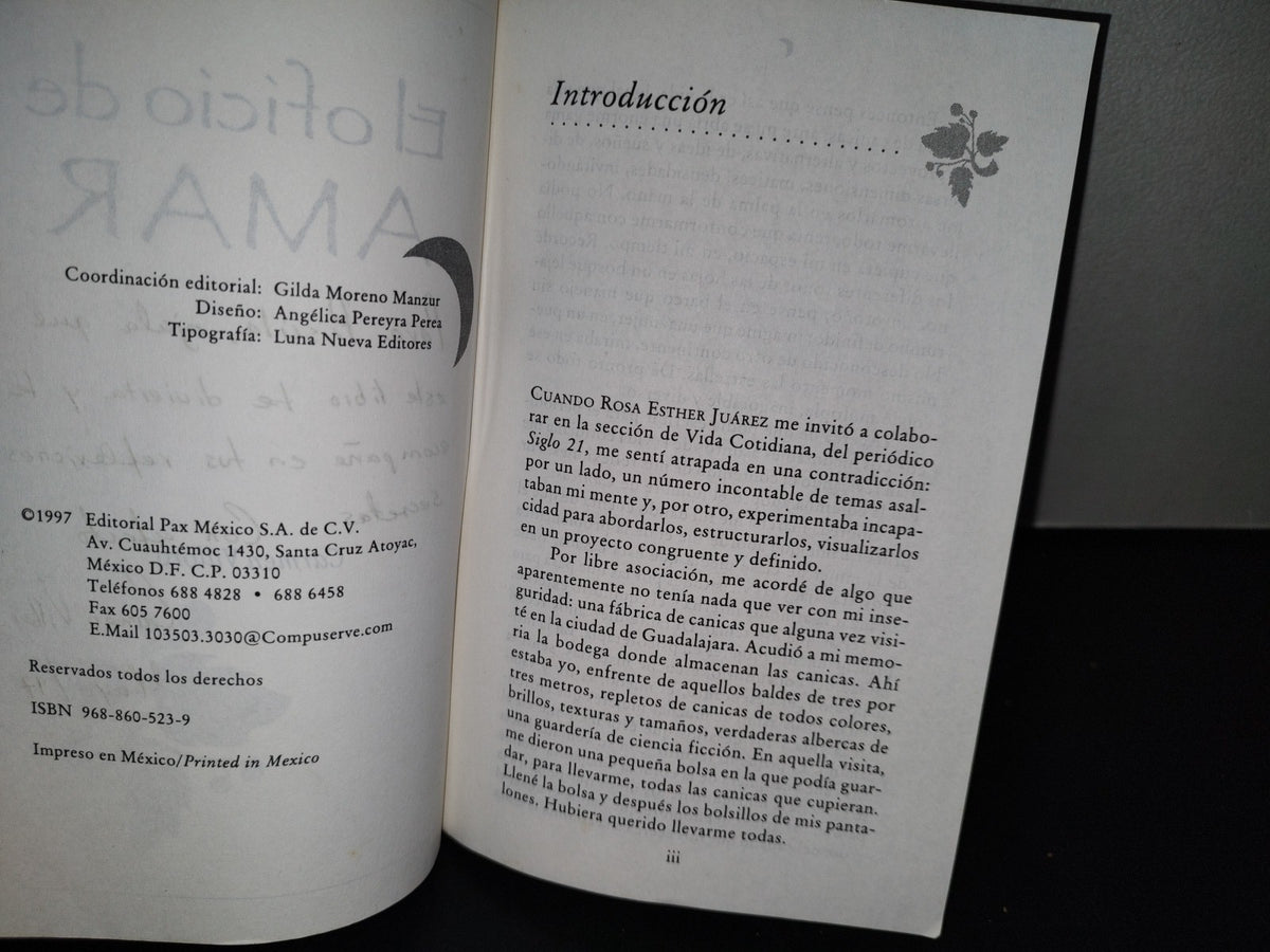 188- El Oficio De Amar - Carmen Villoro - Firmado