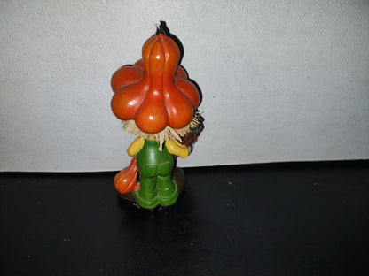 A2- Pieza De Resina. Granjero Con Sombrero De Calabaza - 80'S - 90'S