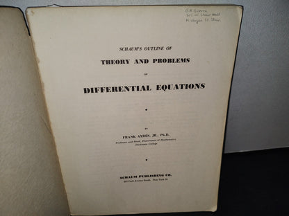 166- Theory And Problems Of Diferential Equations - Frak Ayres, Jr. 560 Solved Problems - 1952