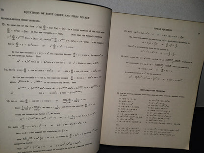 166- Theory And Problems Of Diferential Equations - Frak Ayres, Jr. 560 Solved Problems - 1952