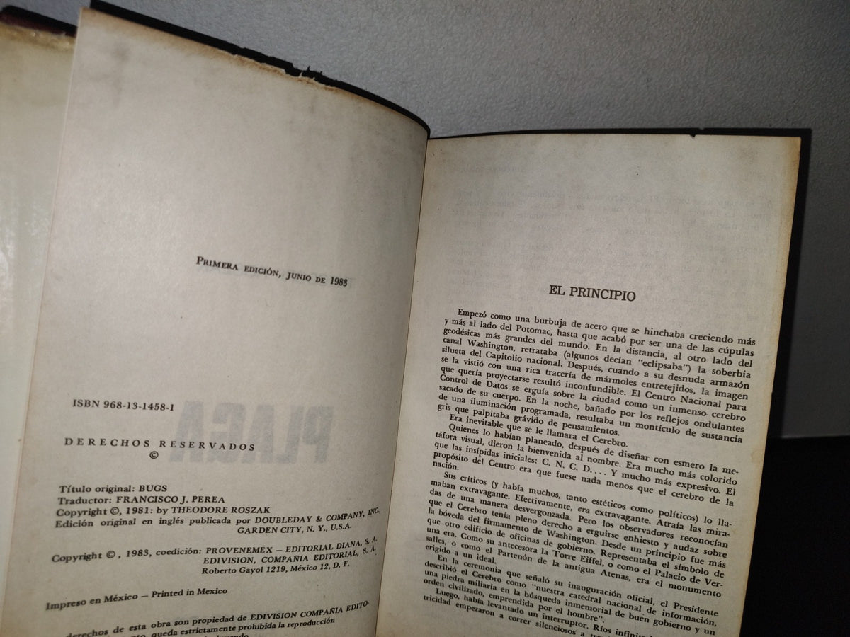 91- Plaga. Una Novela De Terror En La Era De La Era De La Computación Electrónica - Theodore Roszak - Edivision, Compañía Editorial, S. A., México. Primera Edición 1983