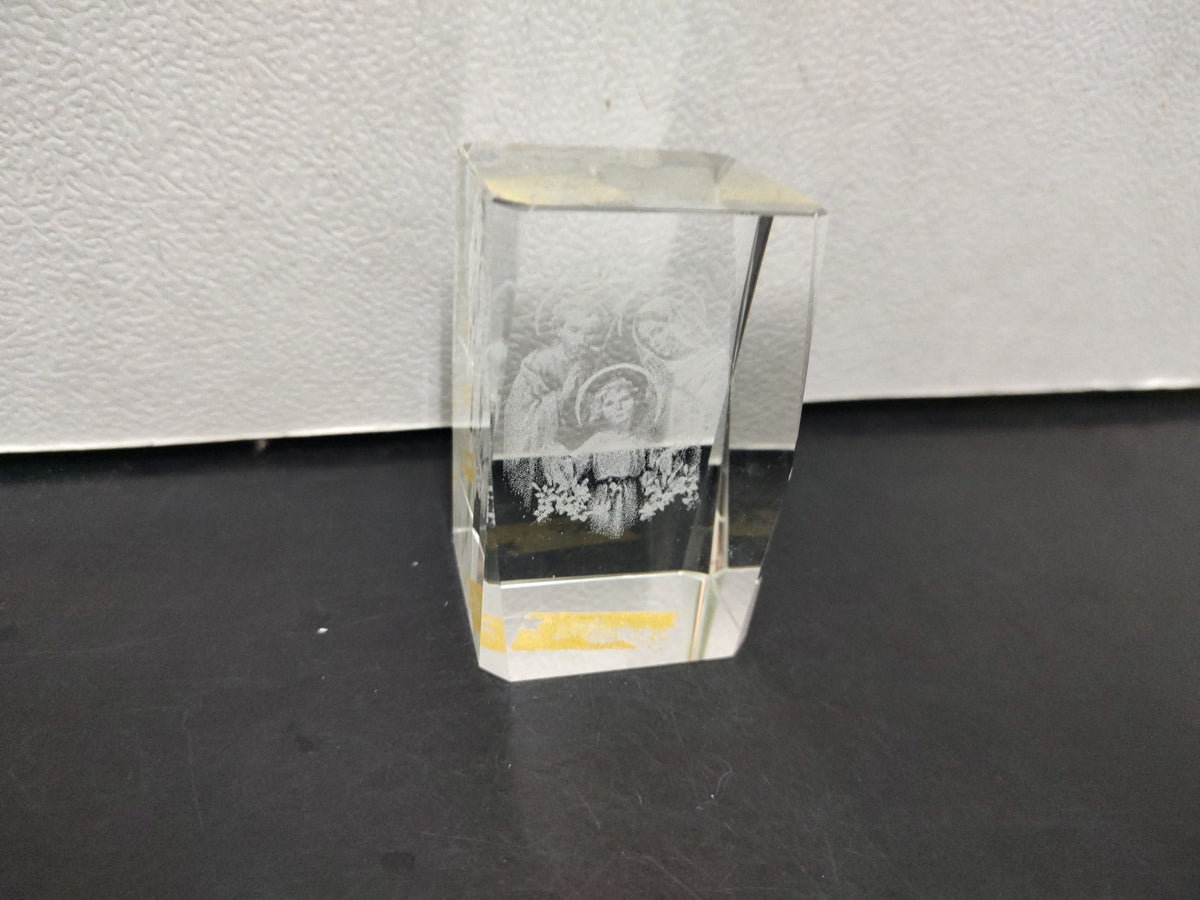A3- Cubo De Cristal En Grabado Láser: La Sagrada Familia - 2000'S