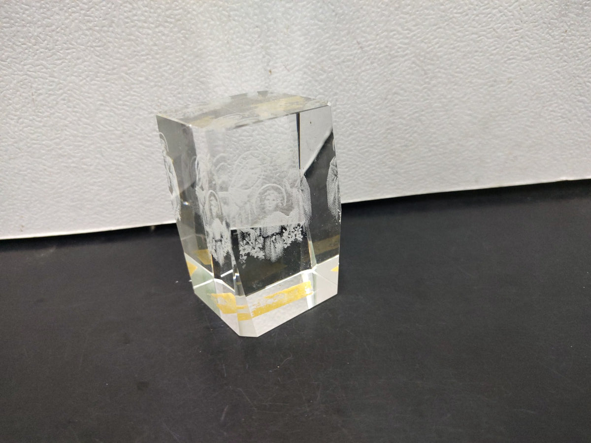 A3- Cubo De Cristal En Grabado Láser: La Sagrada Familia - 2000'S