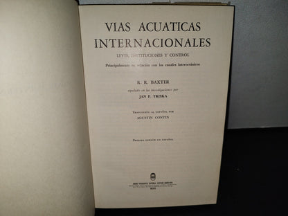 57- Vías Acuáticas Internacionales. Leyes, Instituciones Y Control - Baxter