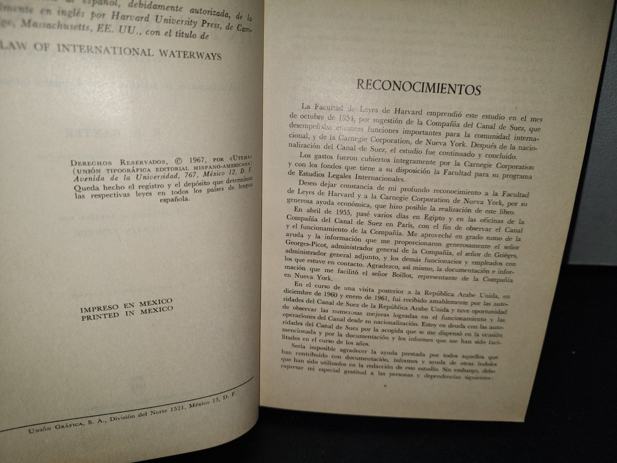 57- Vías Acuáticas Internacionales. Leyes, Instituciones Y Control - Baxter