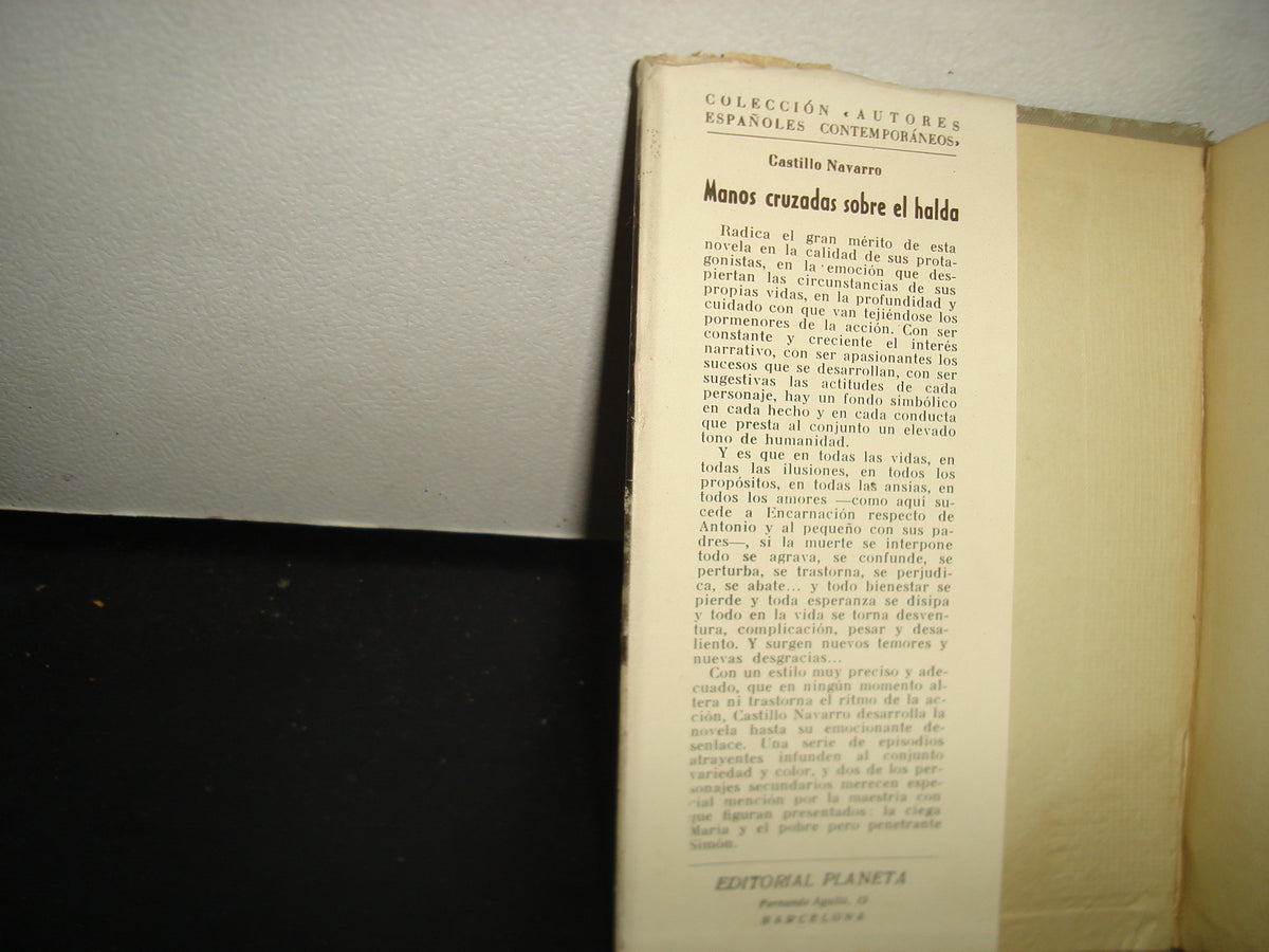7- Manos Cruzadas Sobre El Halda - Castillo Navarro - Primera Edición 1959