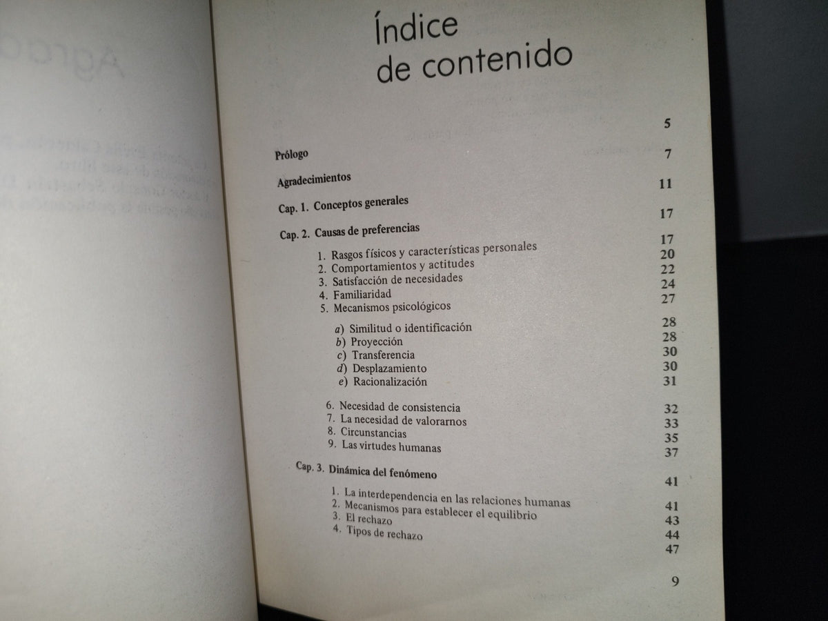202- Relaciones Entre Padres E Hijos. Preferencias Y Rechazos - Ernesto Bolio Arciniega