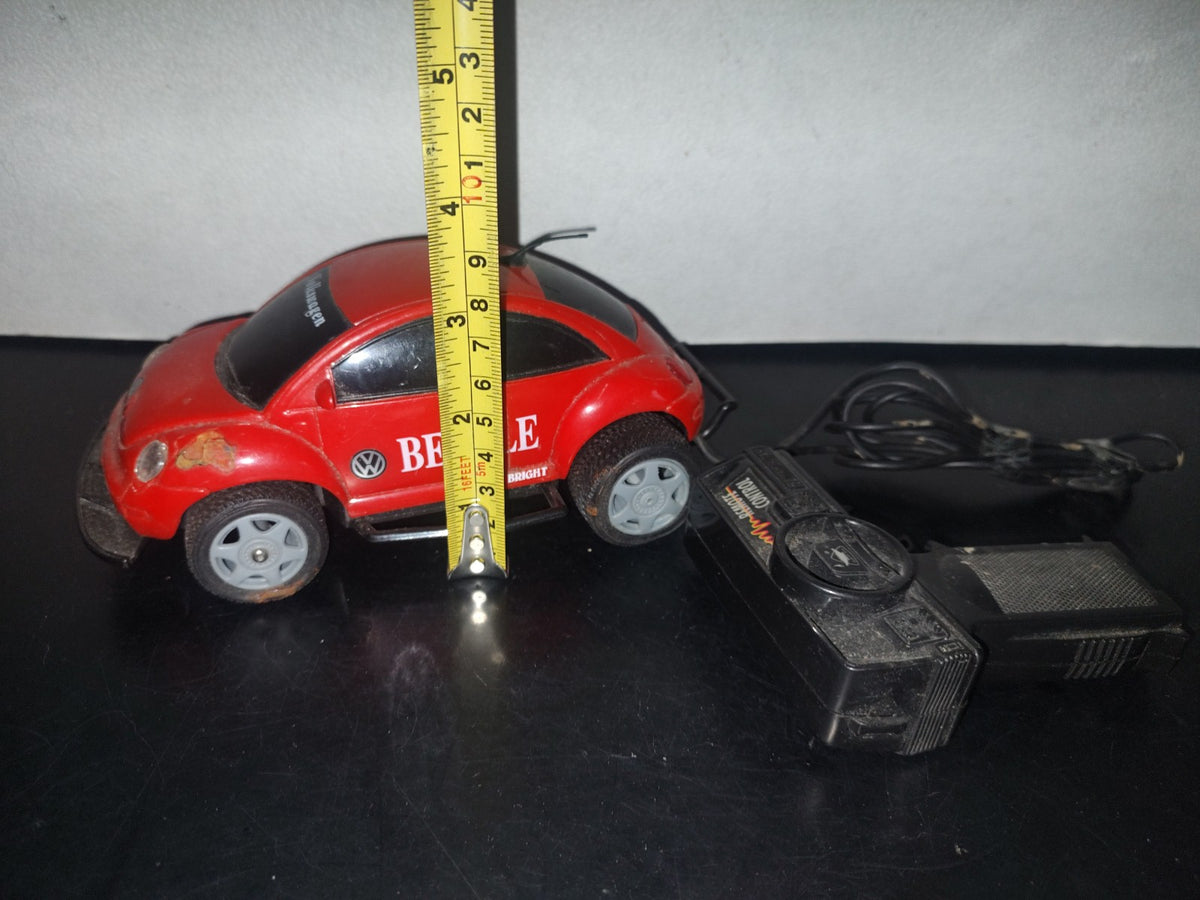 A2- Carrito Vintage De Control. De Pilas. Beetle Rojo. Quality Toys New Bright - 1998