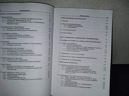 220- Gewerbeimmobilien. Bauherren, Planer, Wettbewerbe - Volker E. Amelung. 1st. Edition 1996