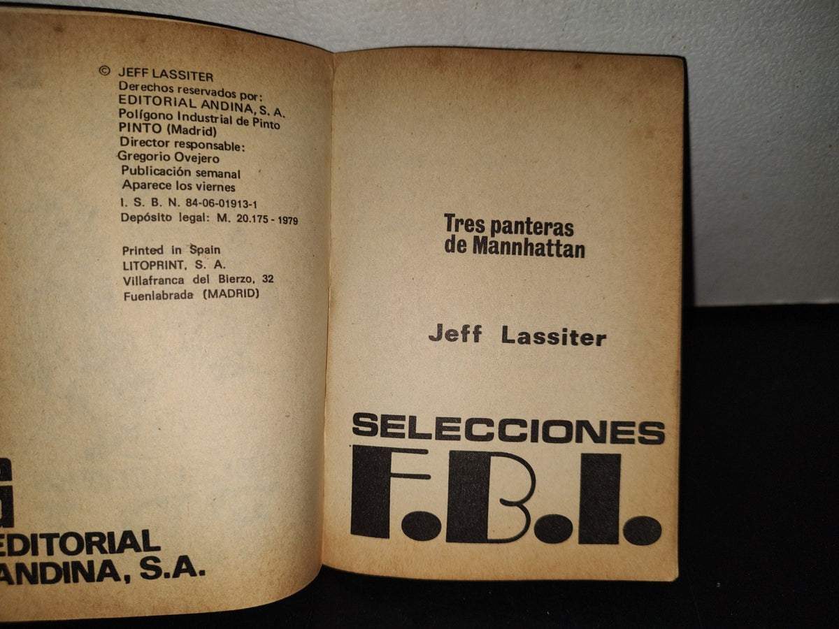 124- Bolsilibros Easa. Selecciones Policíacas. Tres Panteras De Mannhattan - Jeff Lassiter - 1979