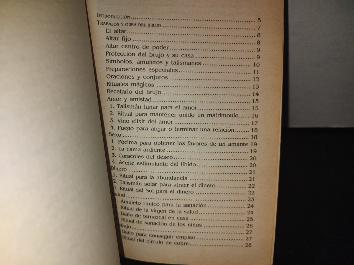 209- Los Poderes De La Magia. Magia Blanca Y Magia Negra - Gerardo Cañedo Zamora