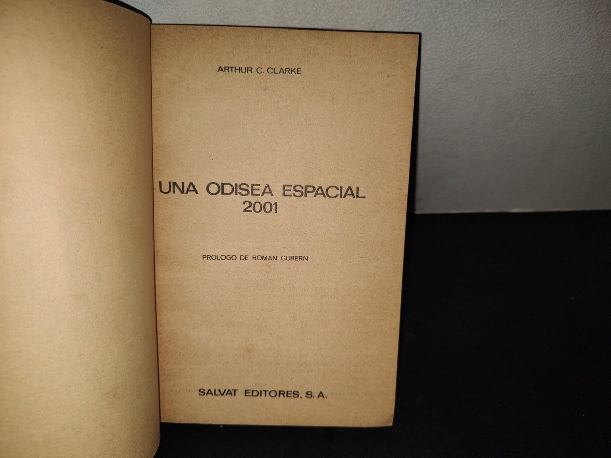 202- Una Odisea Espacial 2001 - Arthur C. Clarke - Biblioteca Básica Salvat 52 - 1971