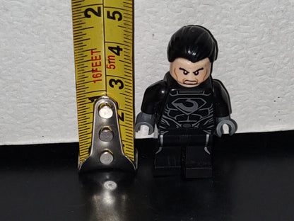 A5- Figura Lego Superman: General Zod - 2000'S