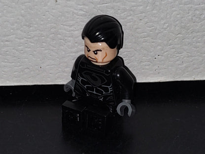 A5- Figura Lego Superman: General Zod - 2000'S